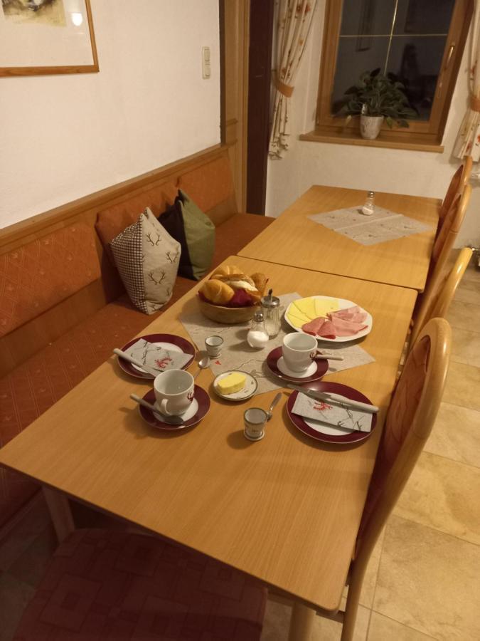 Gasteheim Auwitsch Bed & Breakfast Mayrhofen Bagian luar foto